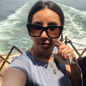 Meet your Posher, Inbal